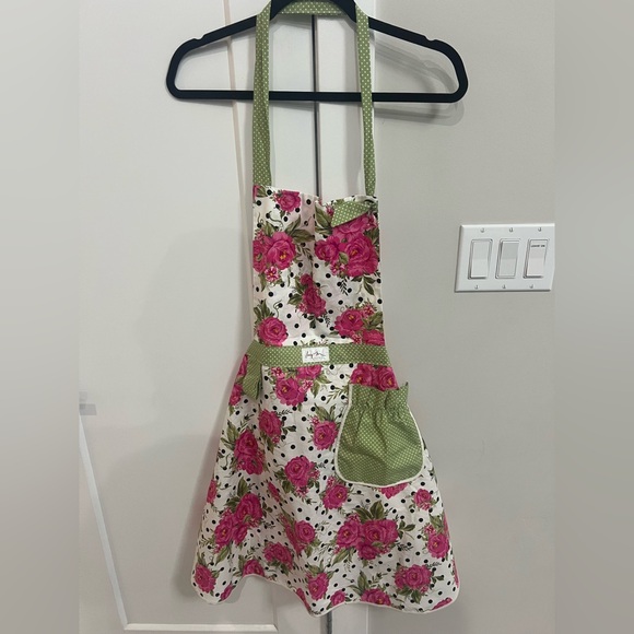 Lady M Designs Apron Floral Onesize Pink Green New With Tag - Picture 1 of 9